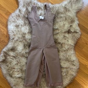 Isabella Columbian faja - small